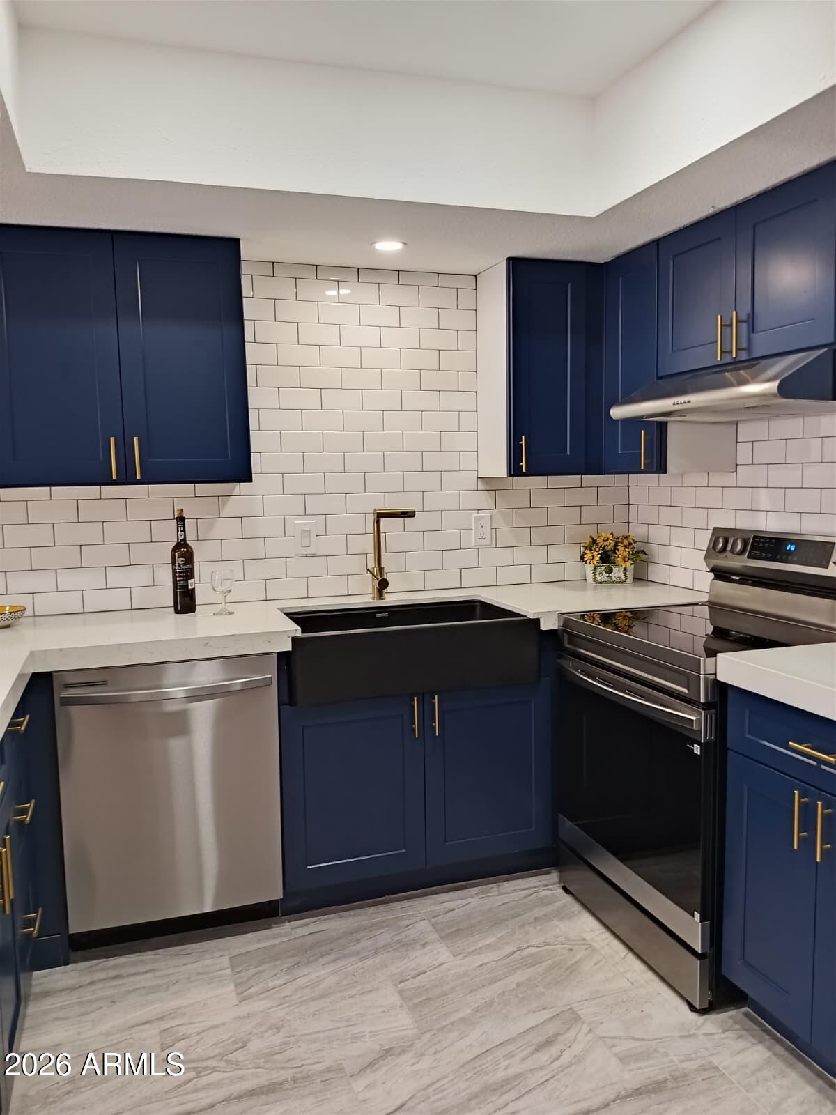 706 N 4TH Street 2