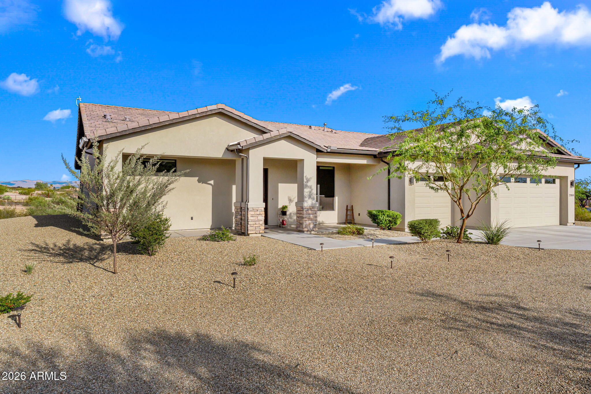 22050 W El Grande Trail