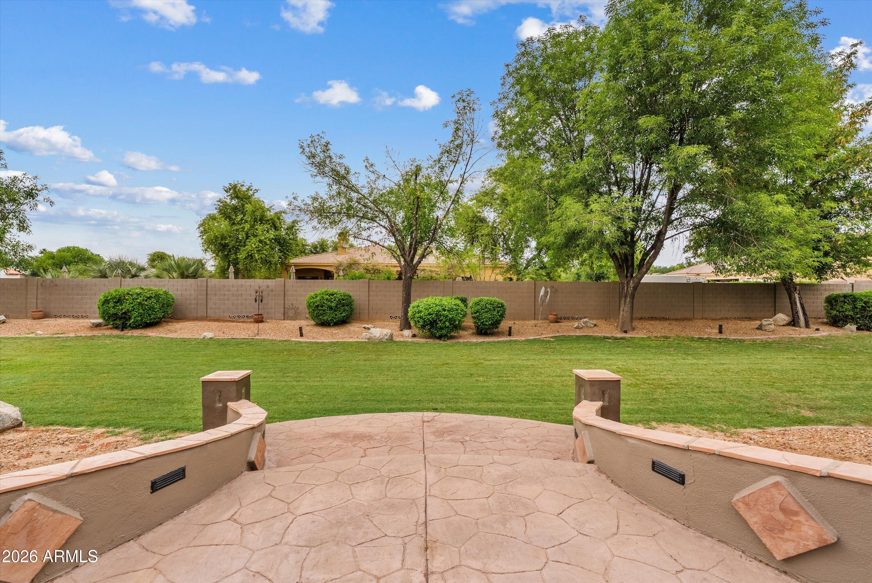 19404 E VIA DEL RANCHO --