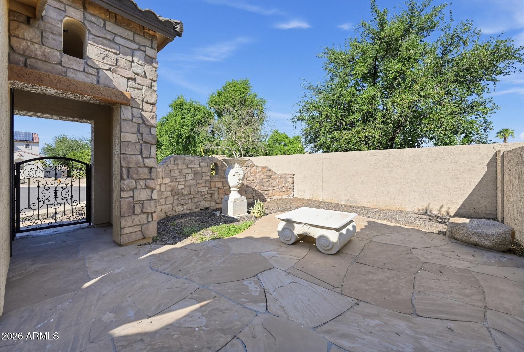 3551 E LYNX Place