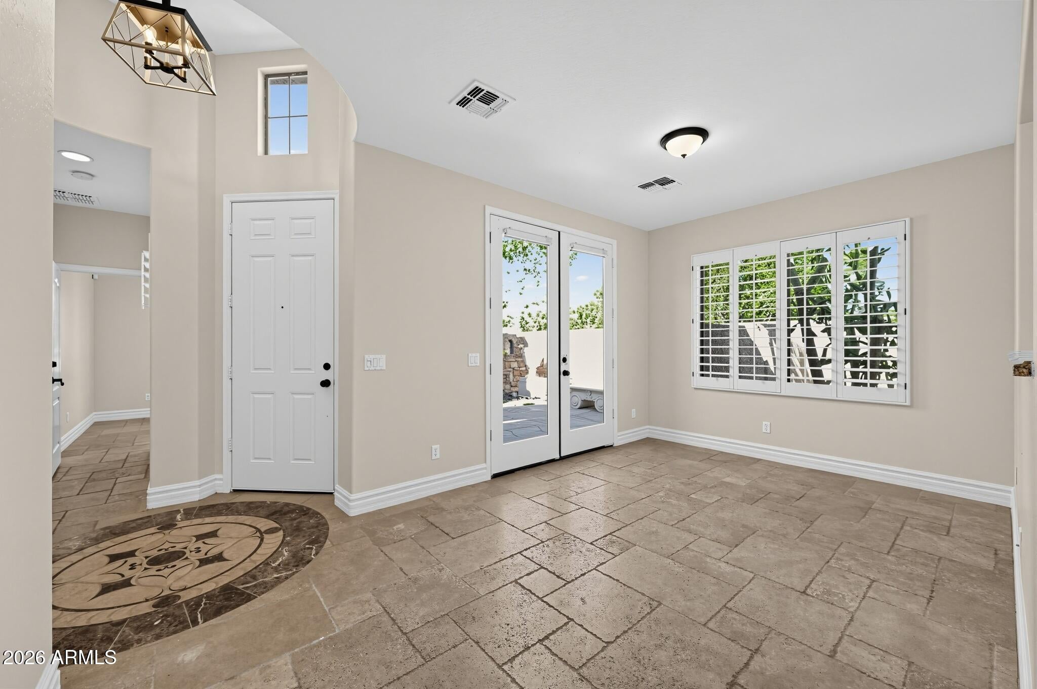 3551 E LYNX Place