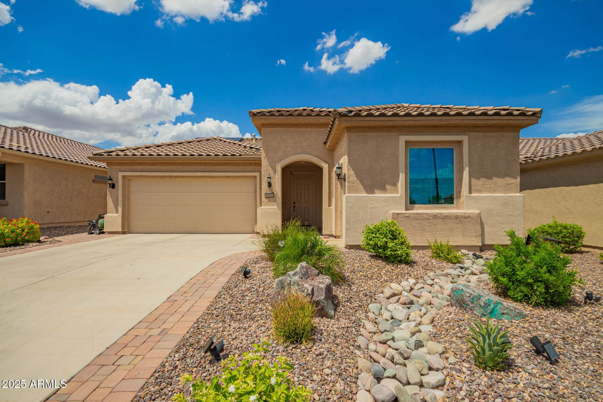 8098 W NOBLE PRAIRIE Way