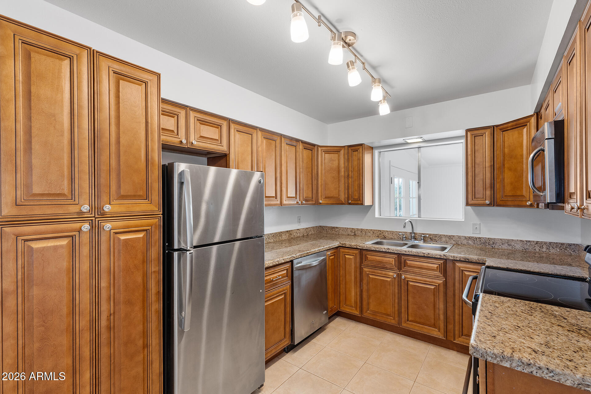 5409 E DECATUR Street