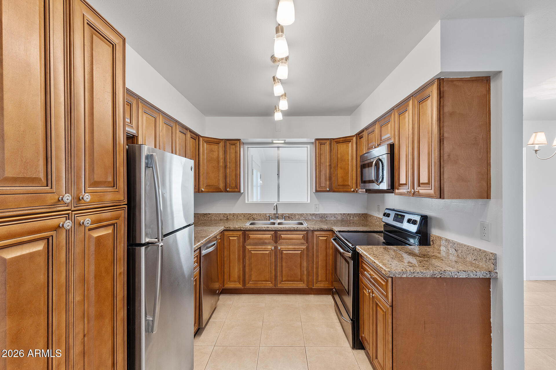 5409 E DECATUR Street