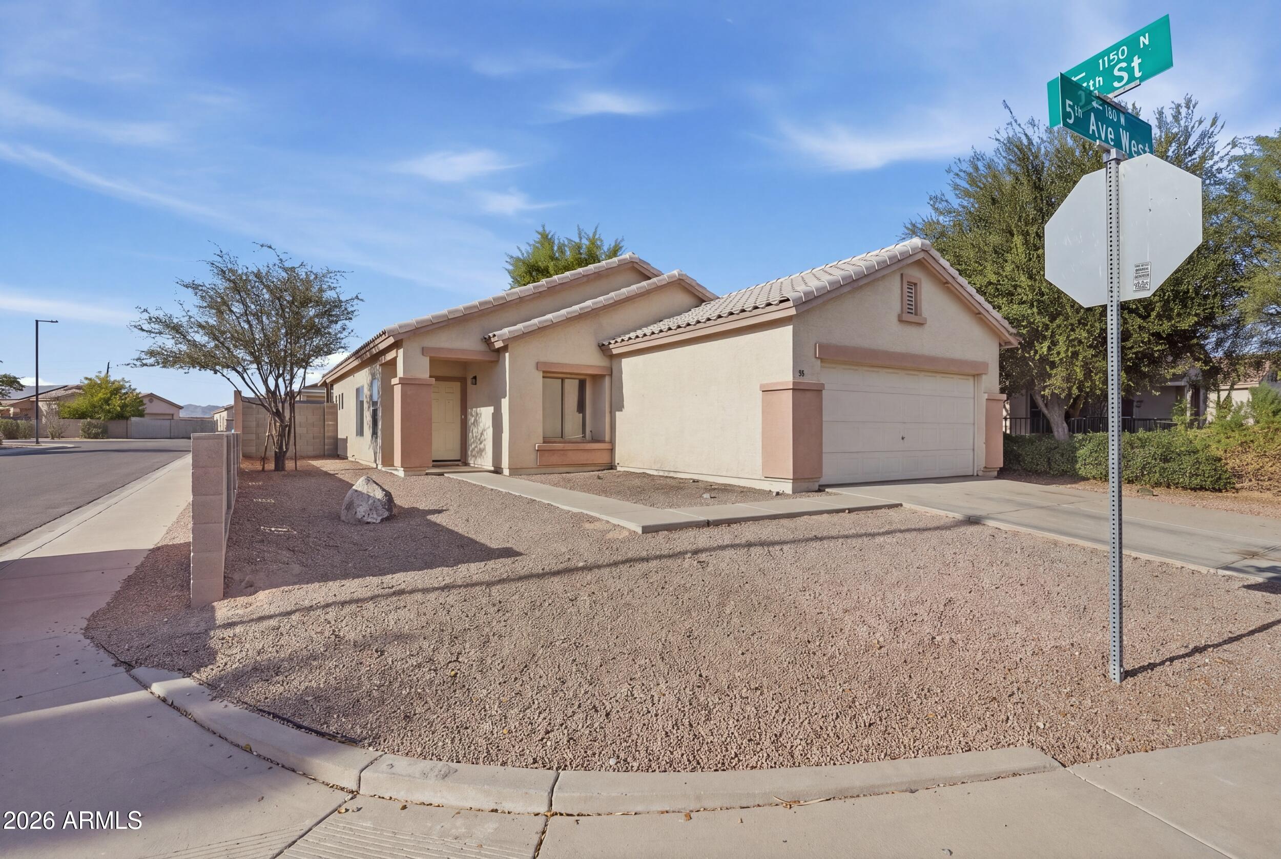 98 5TH Avenue W