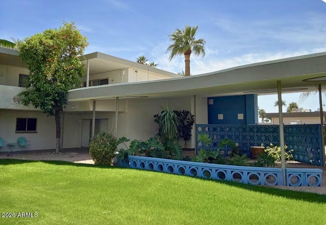 6824 E 2ND Street 207