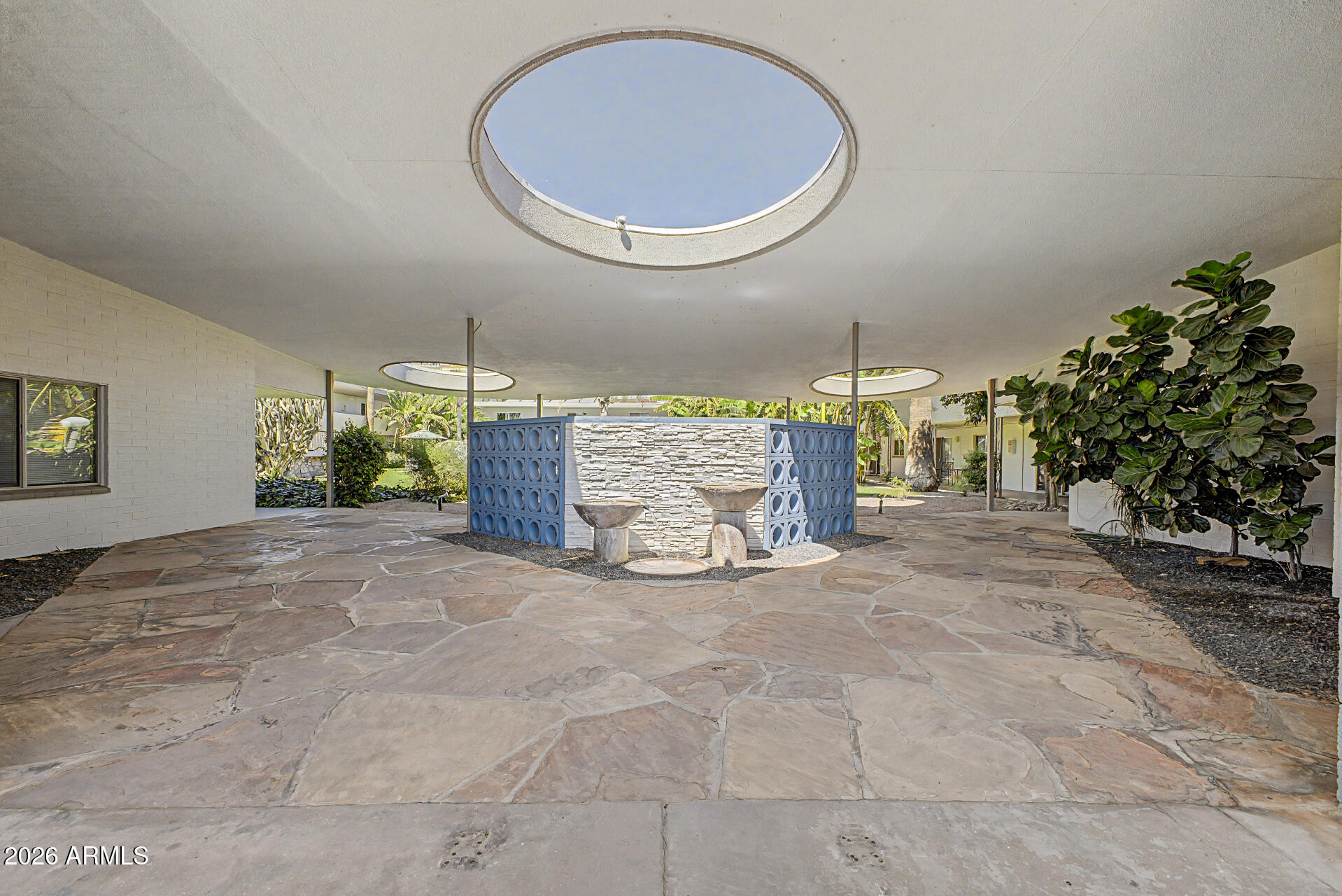 6824 E 2ND Street 207