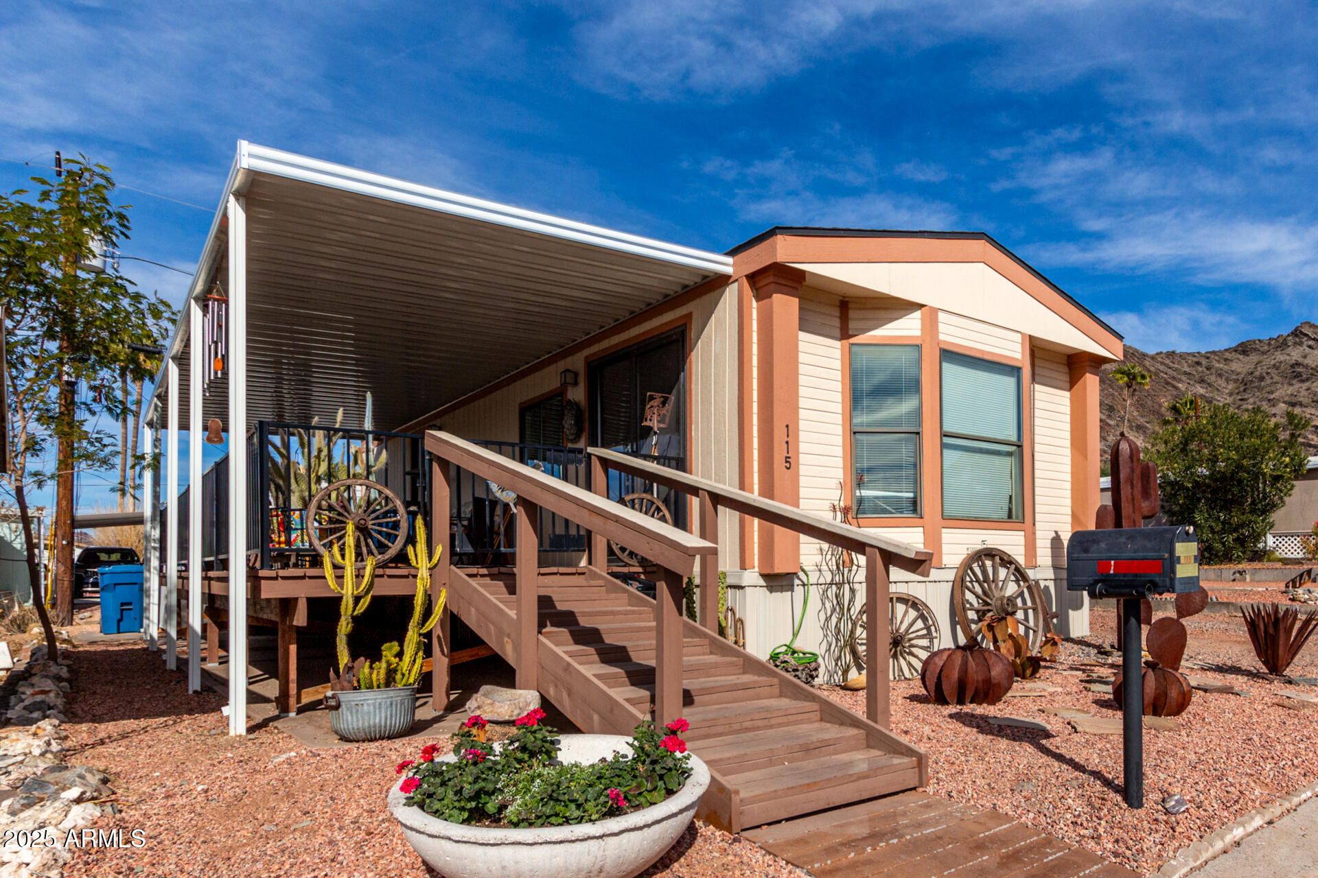 10401 N CAVE CREEK Road 115