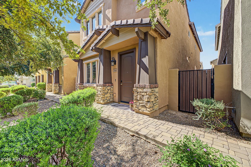 Photo of 2040 E Heartwood Lane, Phoenix, AZ 85022 (MLS # 7091394)
