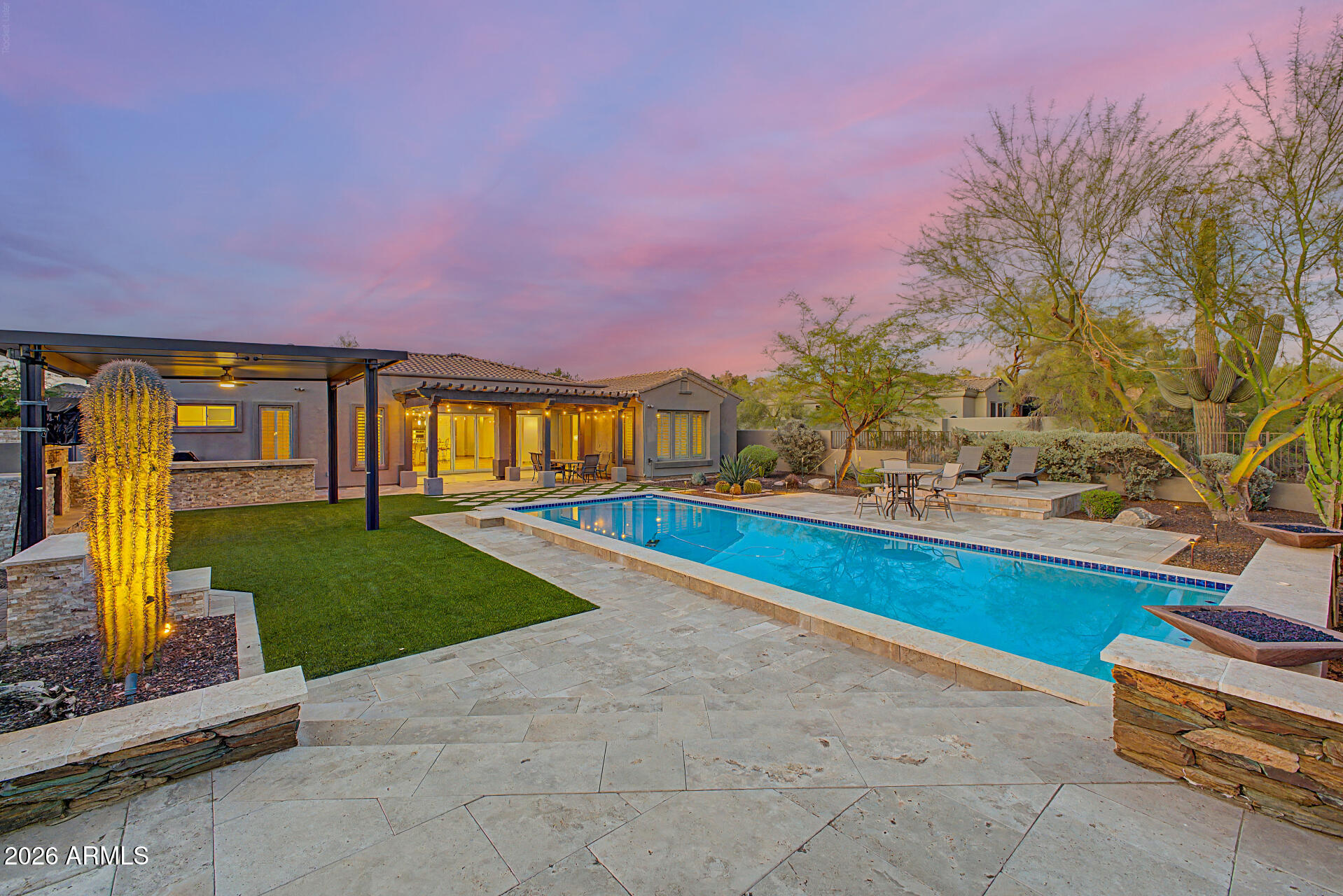 8721 E NANCE Street E