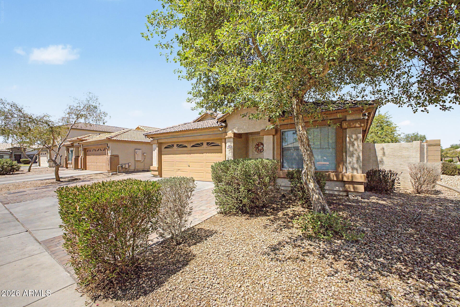 6804 S 43RD Lane