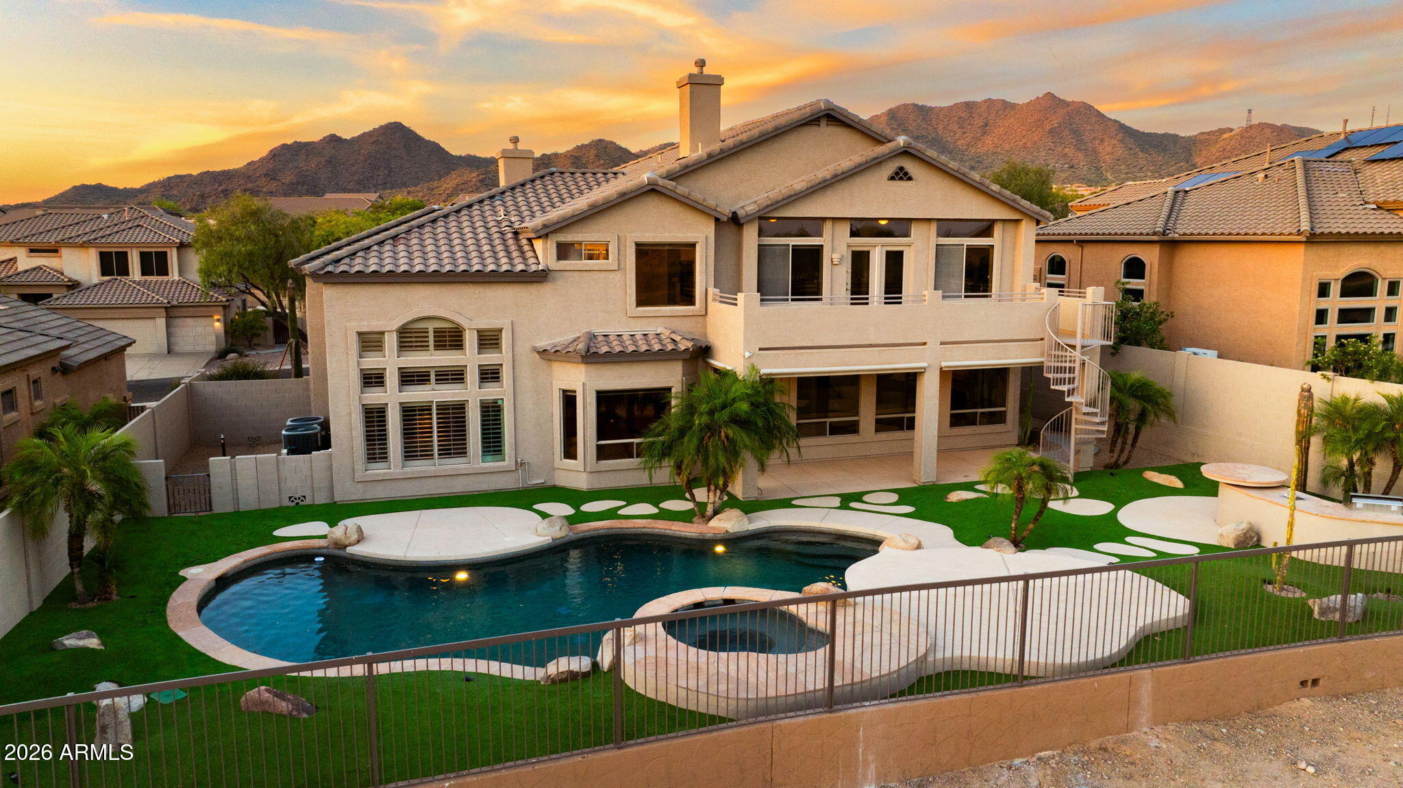 PINNACLE POINT AT LAS SENDAS - Residential
