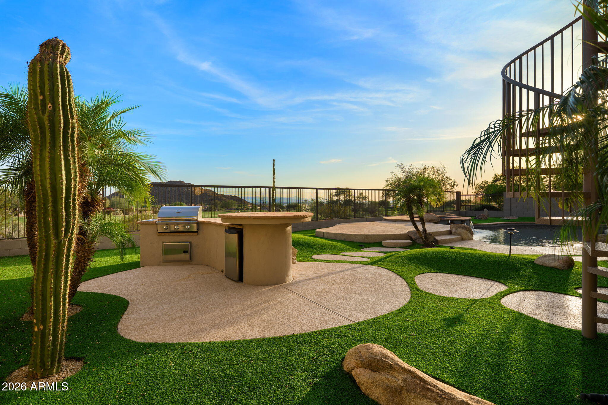 PINNACLE POINT AT LAS SENDAS - Residential