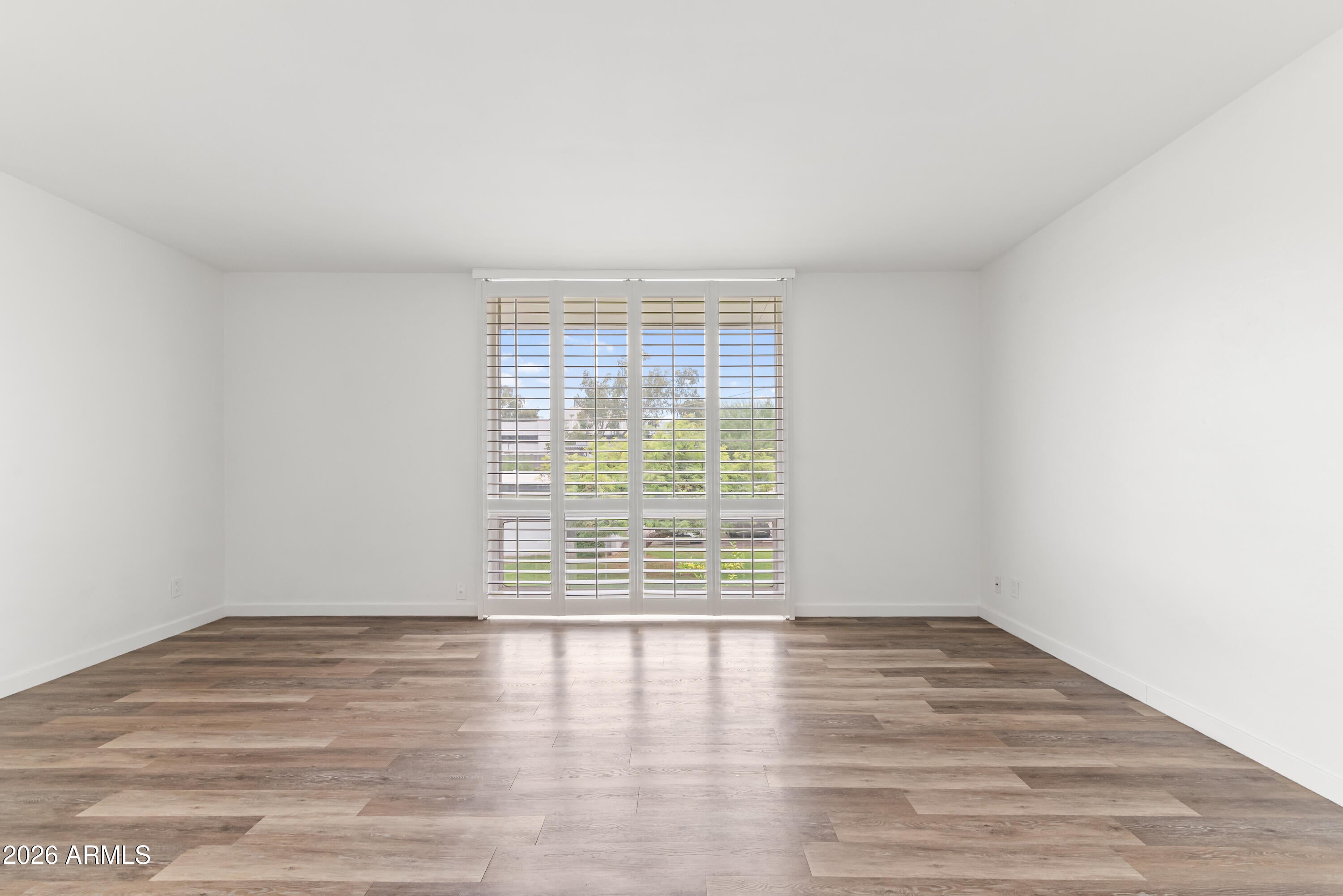 3242 E CAMELBACK Road 204