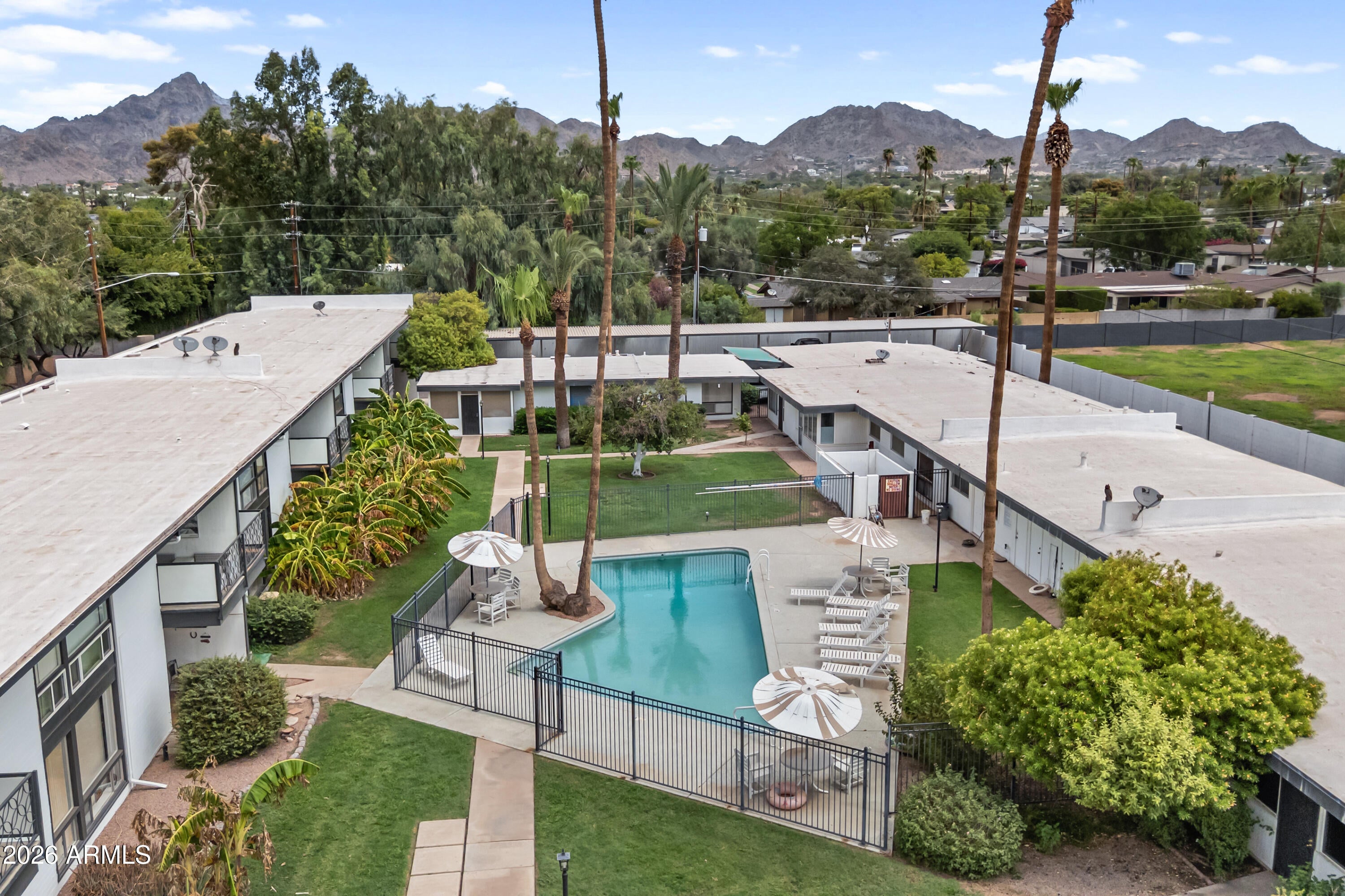 3242 E CAMELBACK Road 204