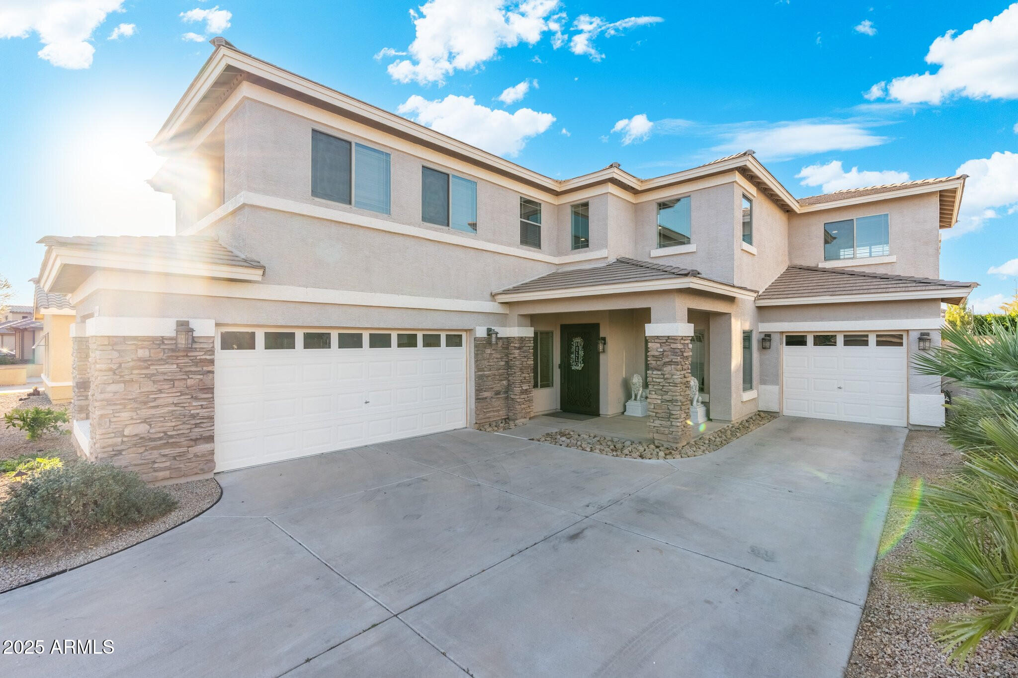 4960 E COLONIAL Drive