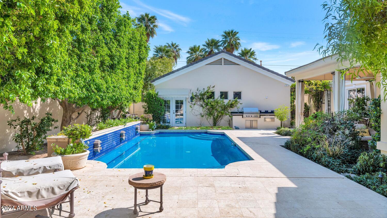 WOODSHIRE - Residential