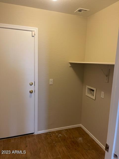 Photo 15 of 19 of 45499 W SHERIDAN Road house