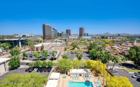 Condominium in Phoenix AZ 2323 CENTRAL Avenue 2.jpg