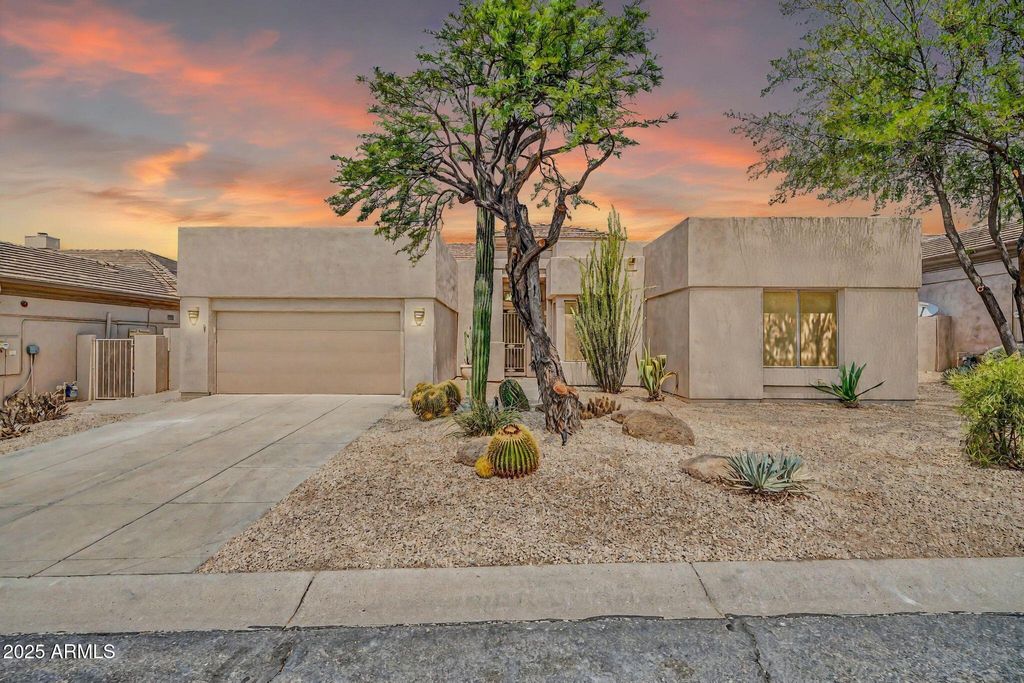 Photo of 7052 E Eagle Feather Road, Scottsdale, AZ 85266 (MLS # 6908996)