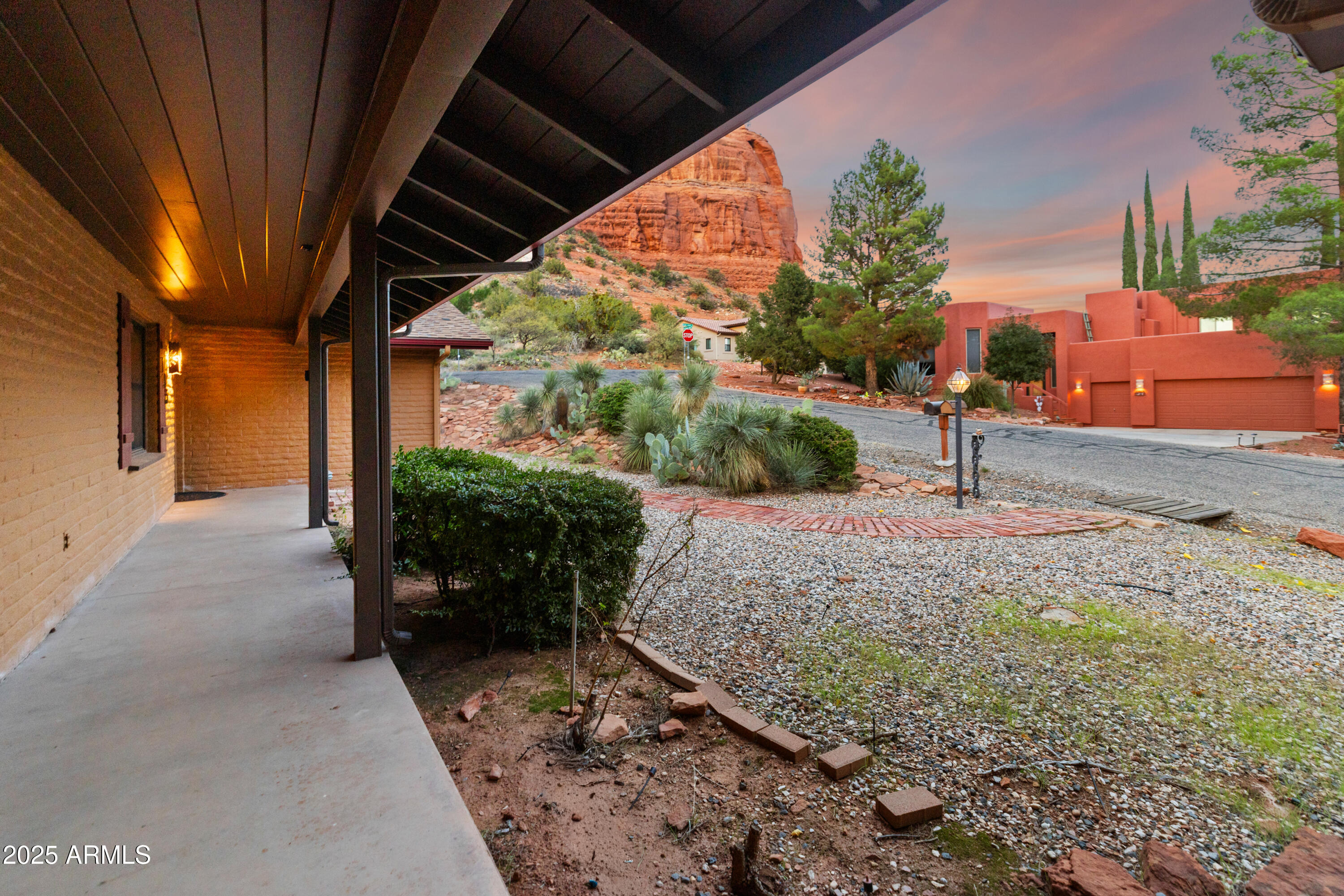 OAK CREEK - Residential