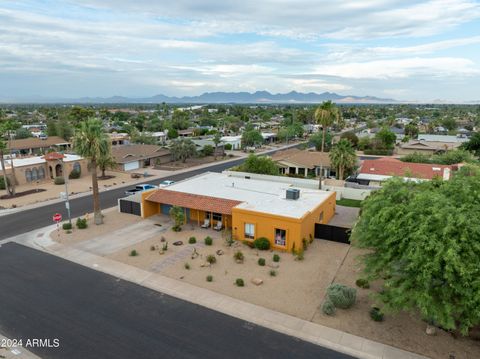 Single Family Residence in Phoenix AZ 10049 25TH Street 38.jpg