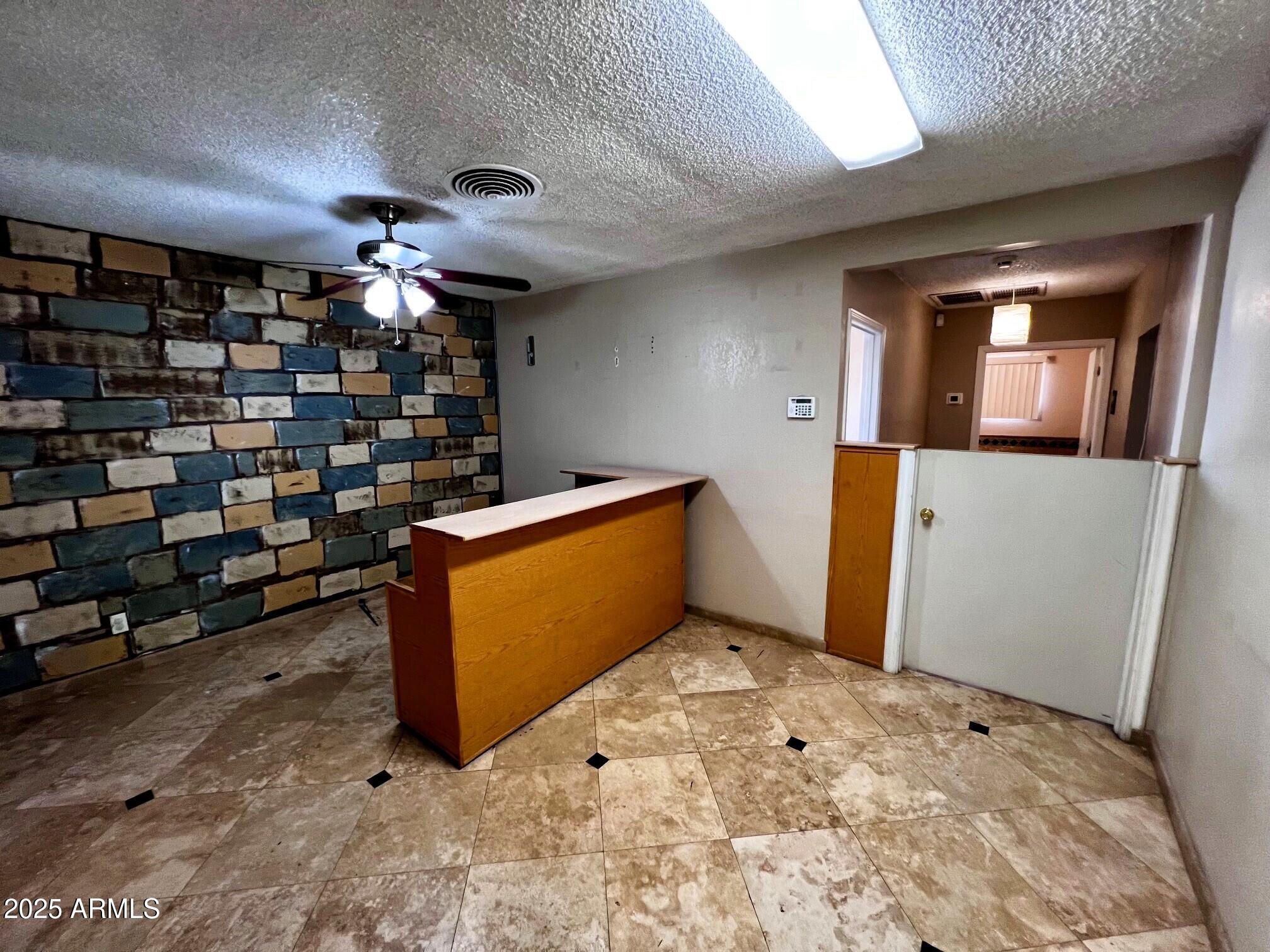 UPSHAW DESERT HEIGHTS - Commercial Sale