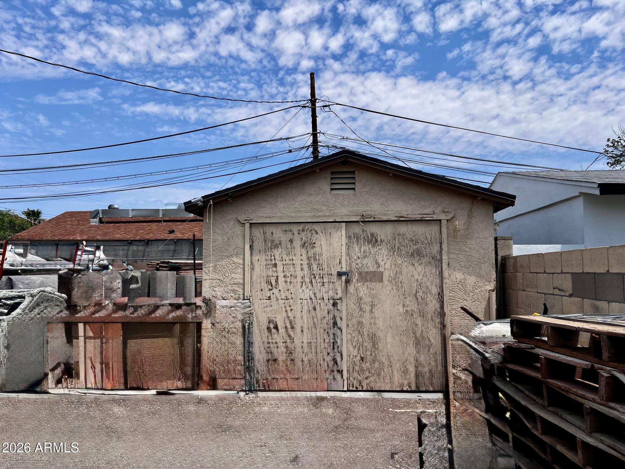 UPSHAW DESERT HEIGHTS - Commercial Sale
