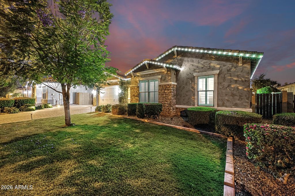 Photo of 5014 S Tatum Lane, Gilbert, AZ 85298 (MLS # 7020094)