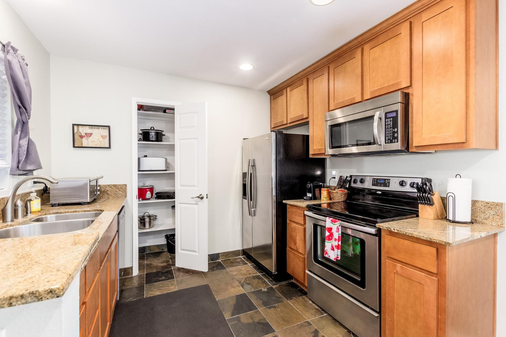 4704 E Paradise Village Parkway N 219