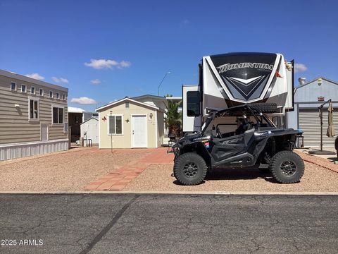 426 E FIESTA DEL SOL -- 38 Florence AZ 85132