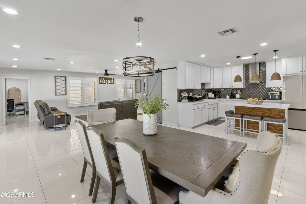 Photo of 7606 W Weldon Avenue, Phoenix, AZ 85033 (MLS # 6974649)