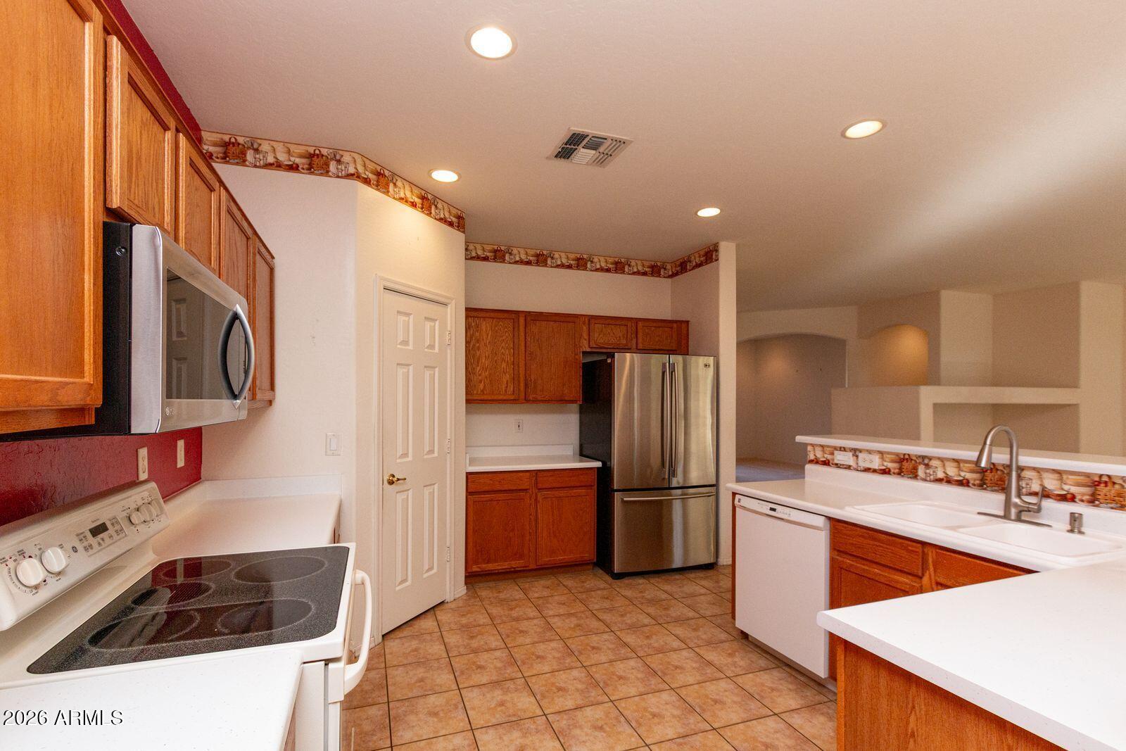 12839 W ROSEWOOD Drive