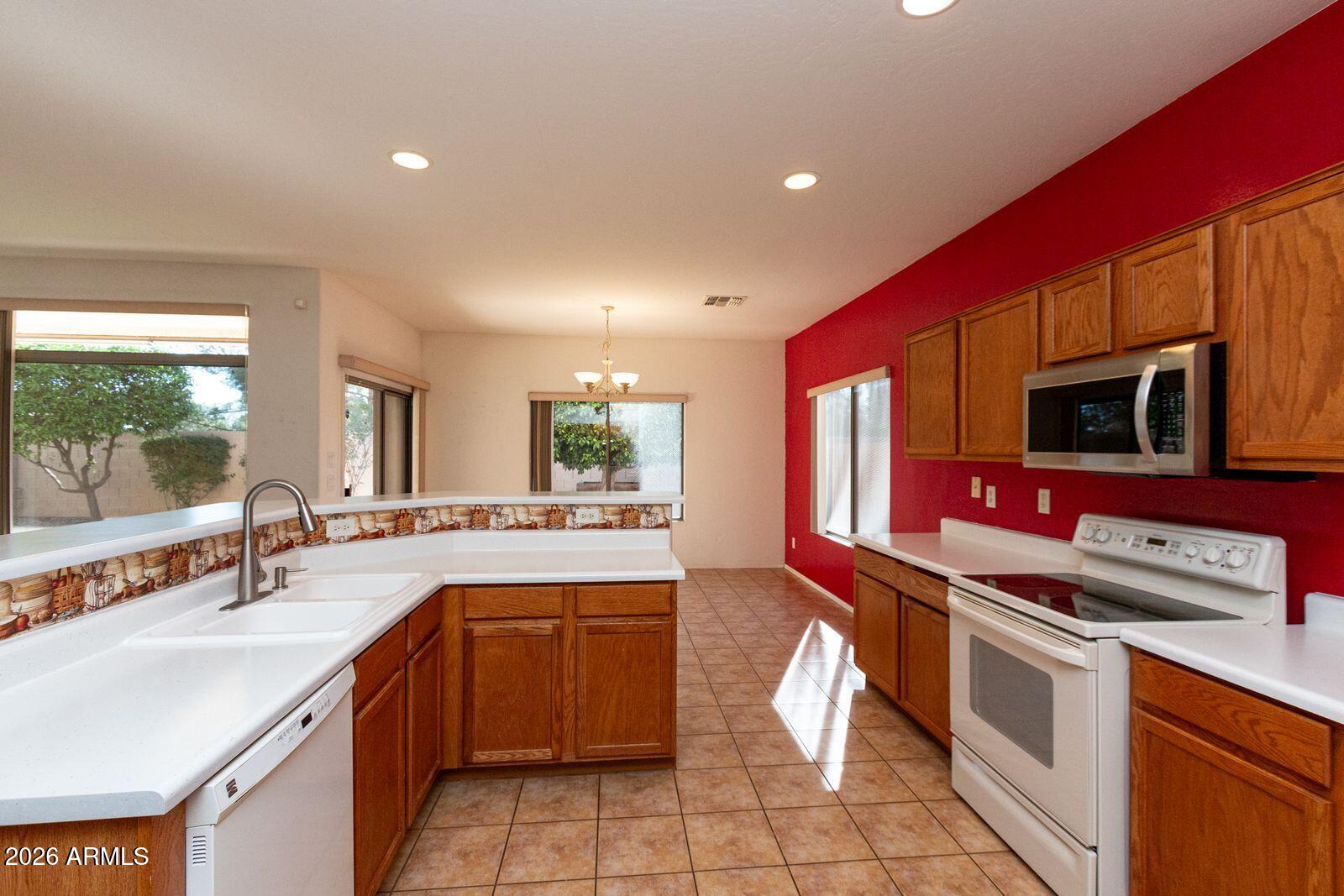 12839 W ROSEWOOD Drive