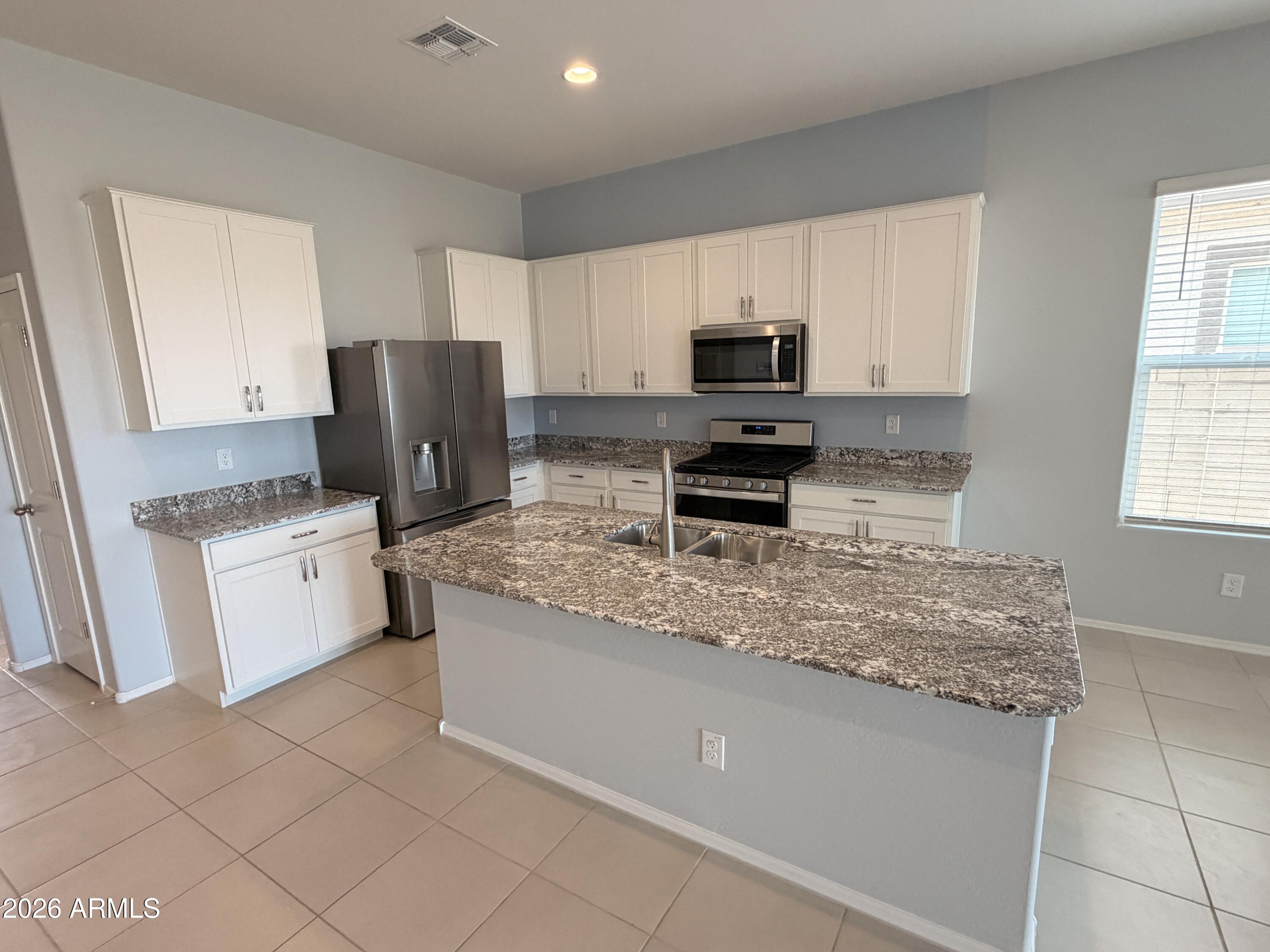 15628 W SMOKETREE Drive
