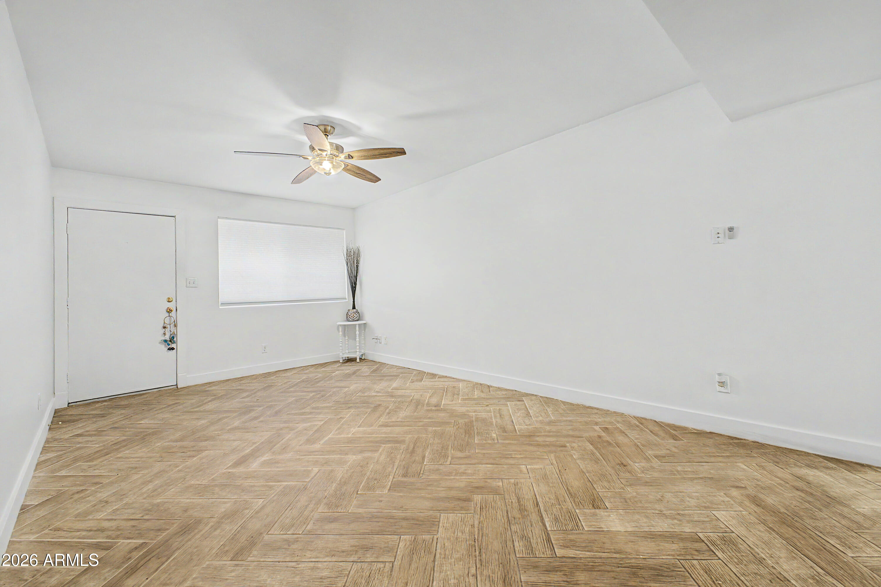 2313 E OBREGON Street