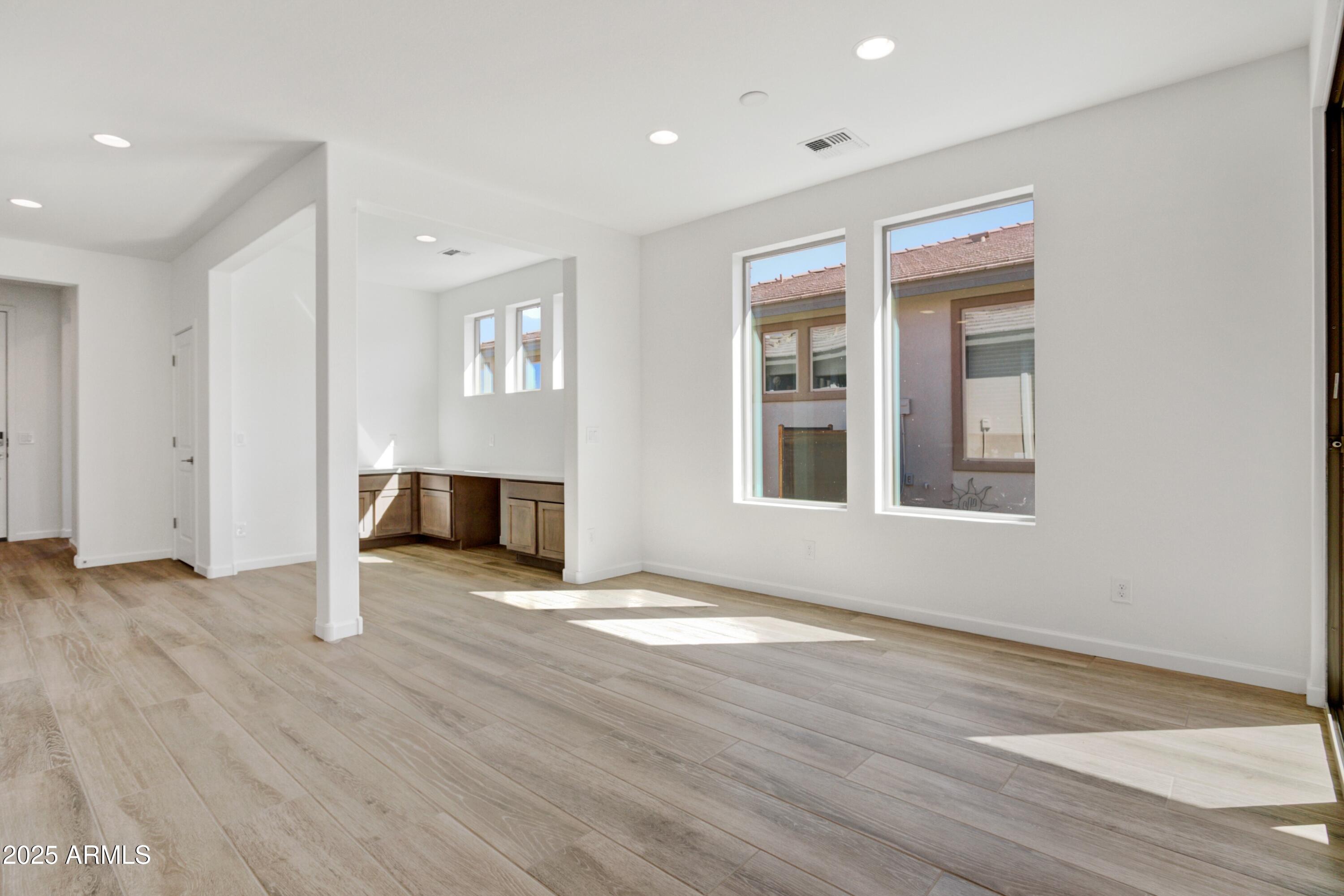 4053 DESERT MOON Drive