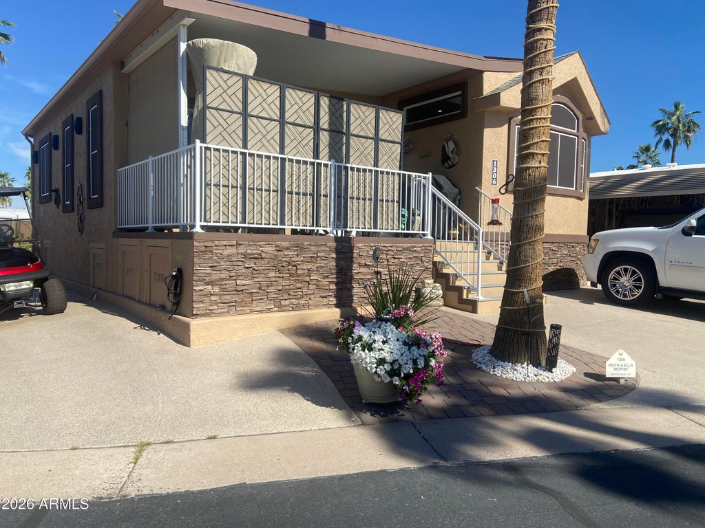 Photo of 1306 W Chesapeake Drive, Apache Junction, AZ 85119 (MLS # 7092706)