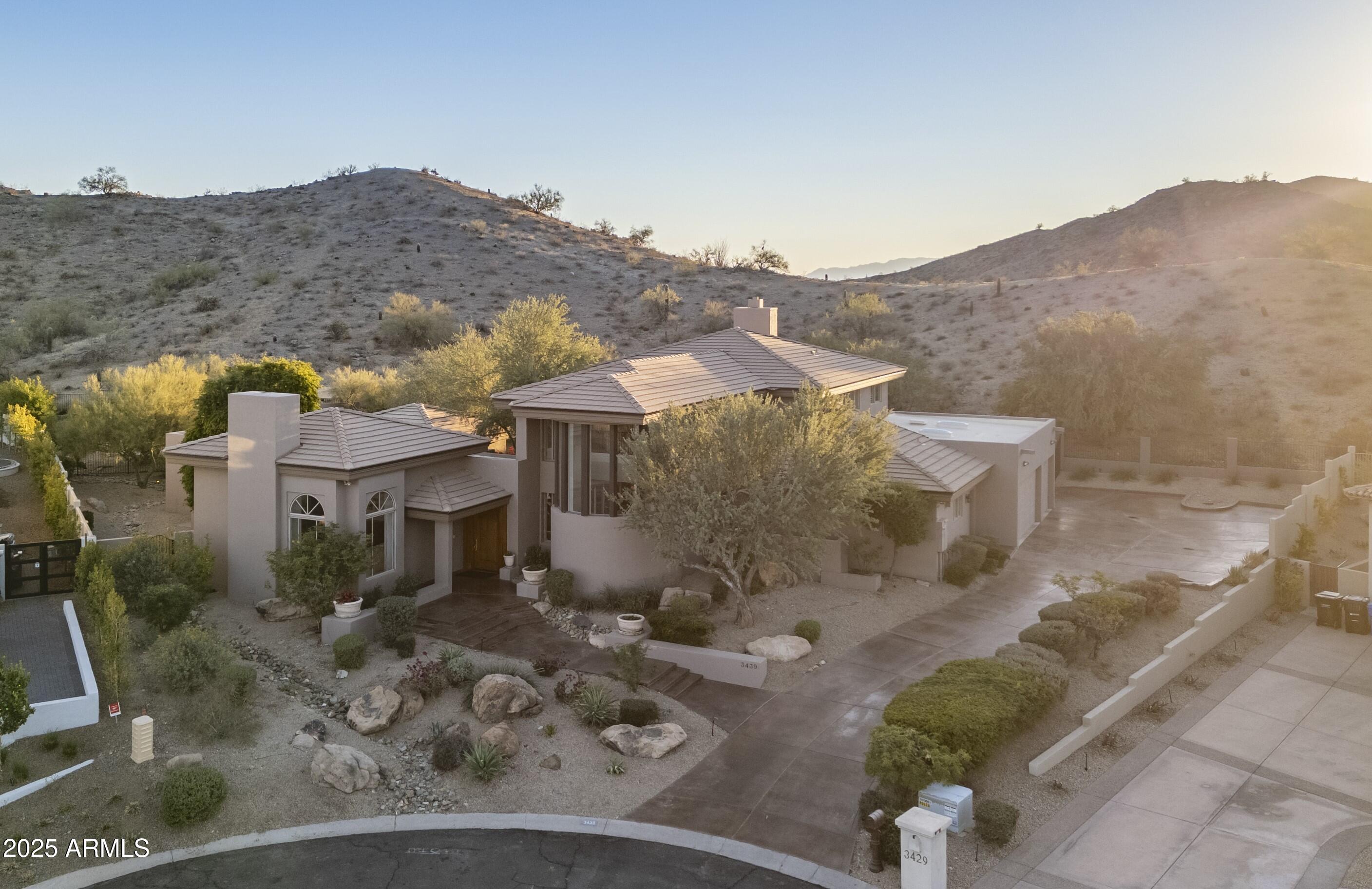 3439 E TONTO Drive