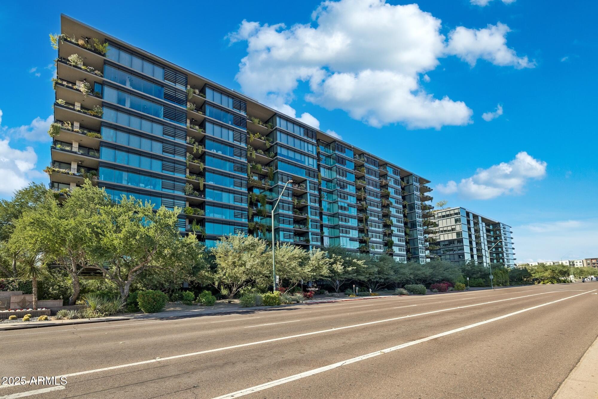 7180 E KIERLAND Boulevard 218