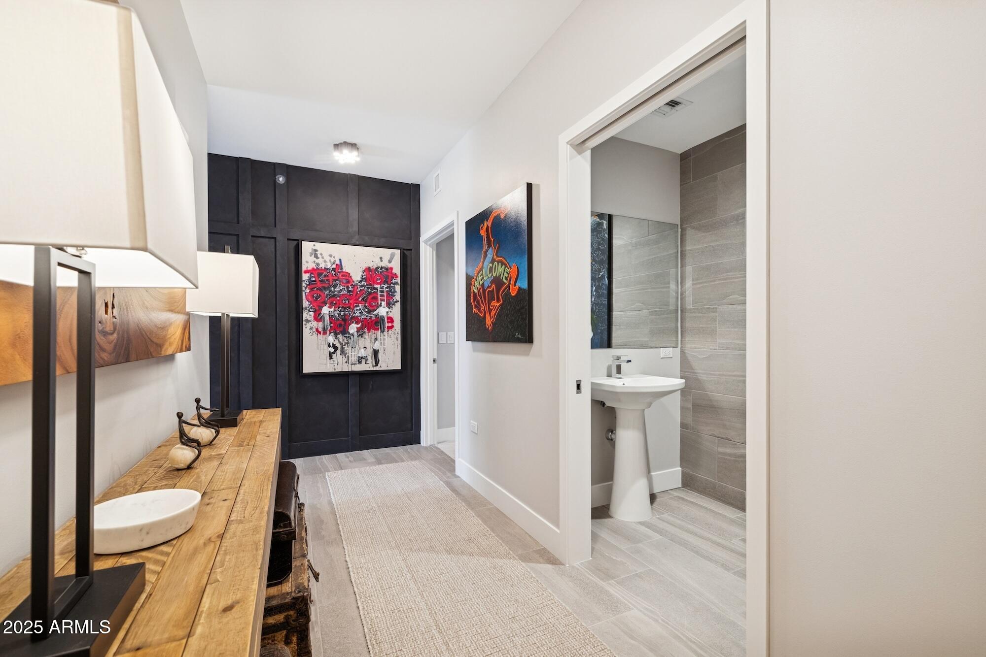 7180 E KIERLAND Boulevard 218