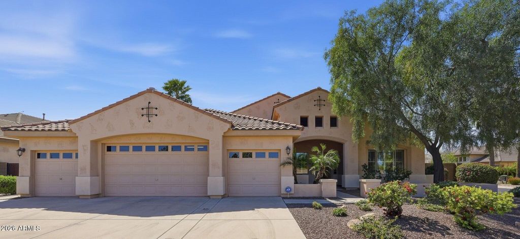 Photo of 12815 W Campina Drive, Litchfield Park, AZ 85340 (MLS # 7001368)