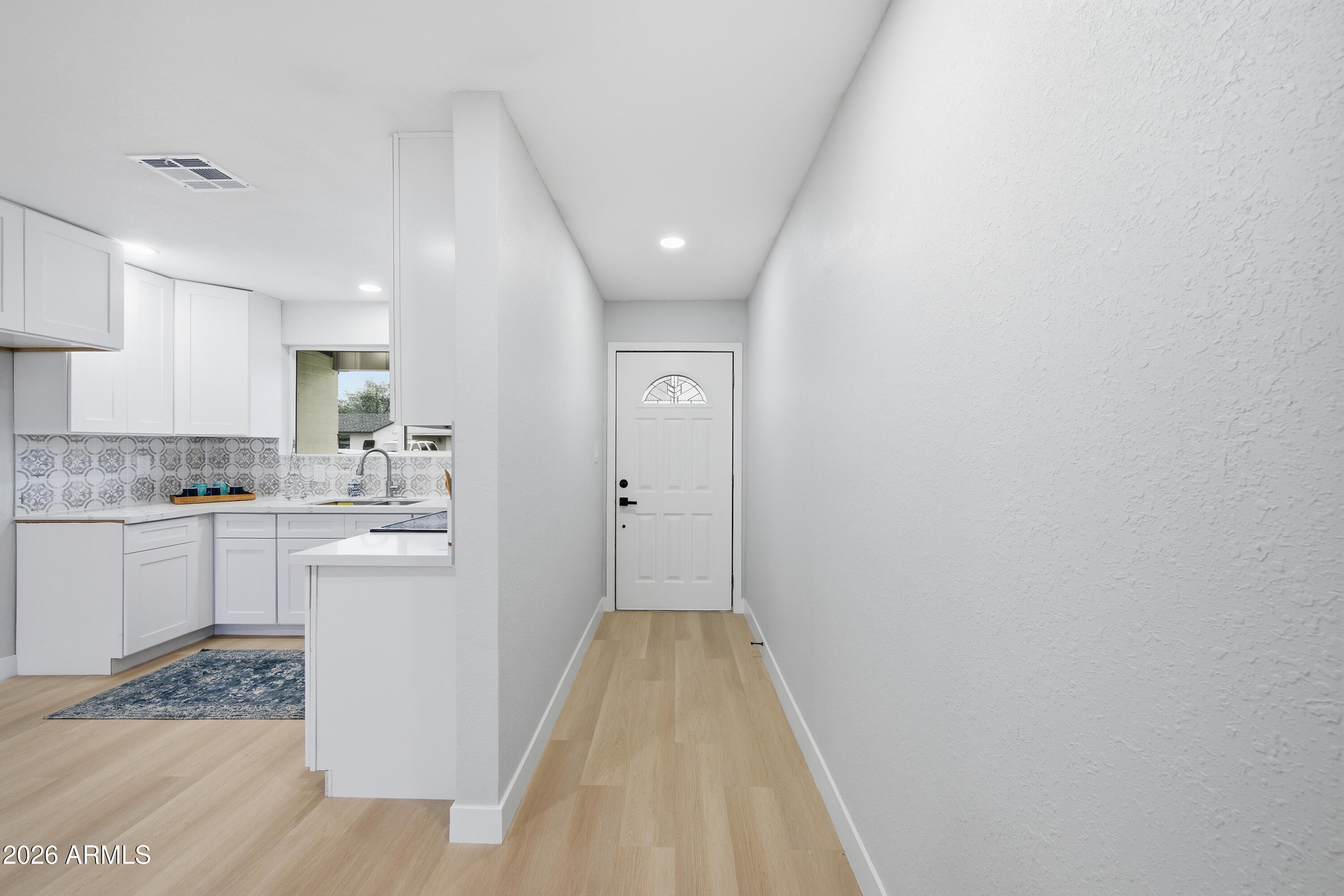 7136 E BRAMBLE Avenue