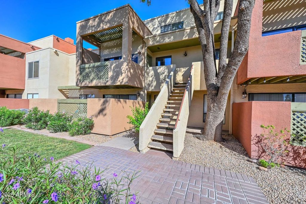 Photo of 3500 N Hayden Road #910, Scottsdale, AZ 85251 (MLS # 6935317)