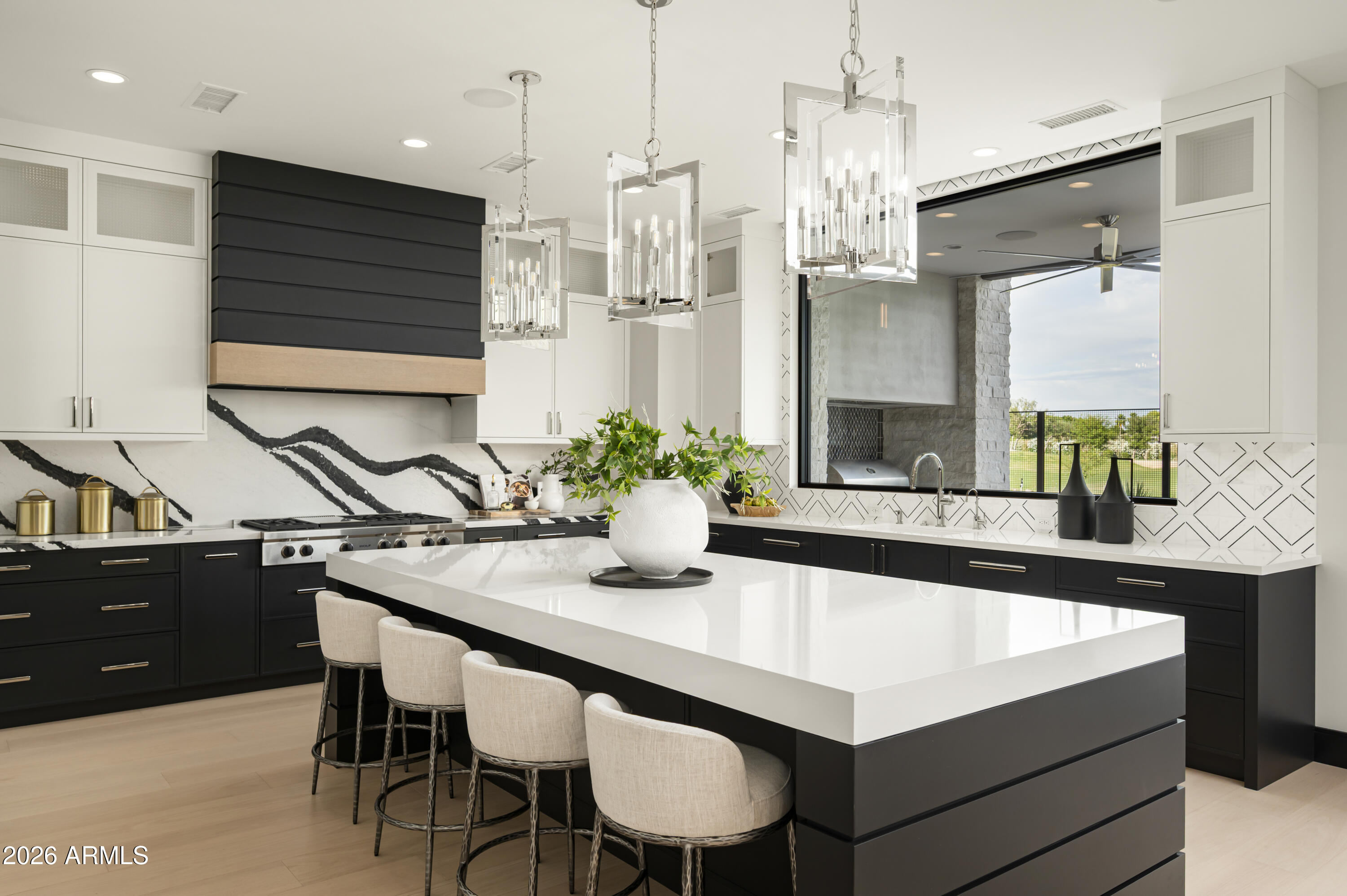 PHOENICIAN - Residential