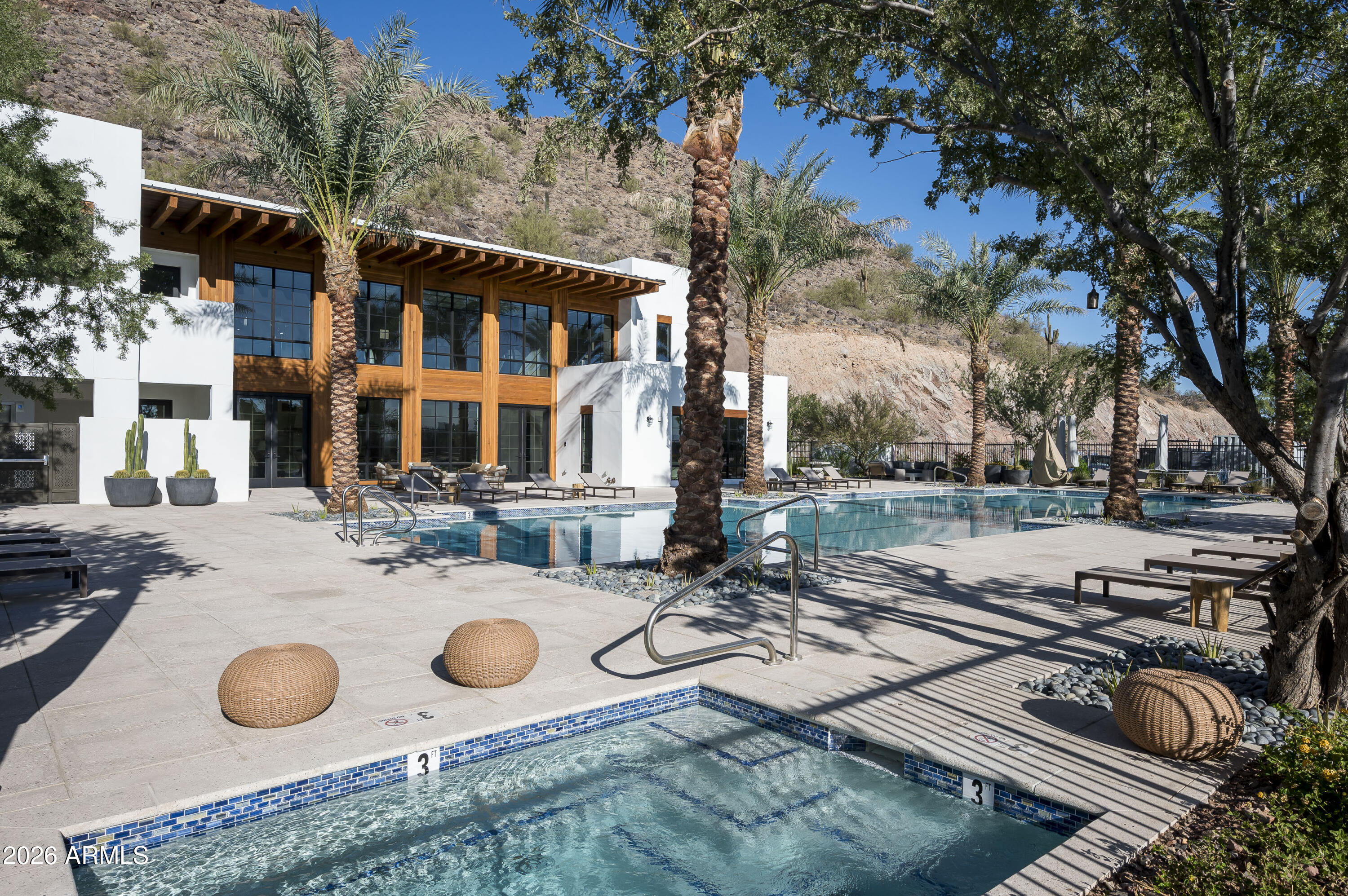PHOENICIAN - Residential