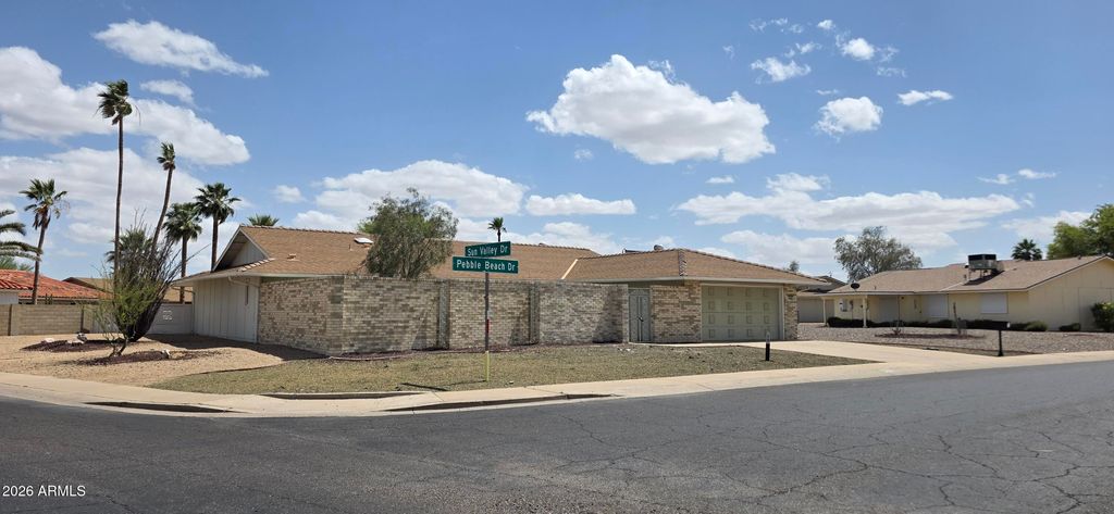 Photo of 9803 W Pebble Beach Drive, Sun City, AZ 85351 (MLS # 6958419)