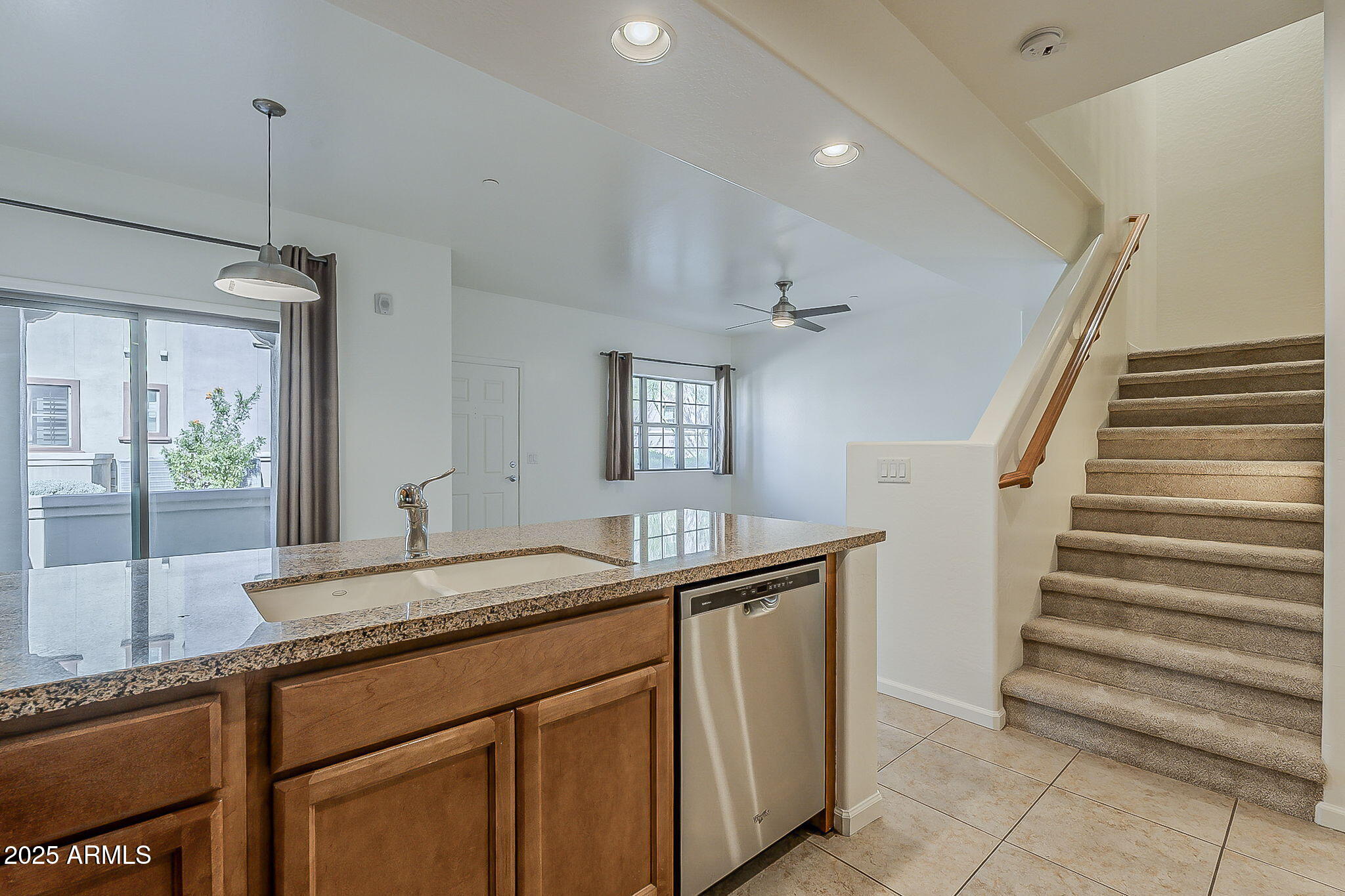 3935 E ROUGH RIDER Road 1264