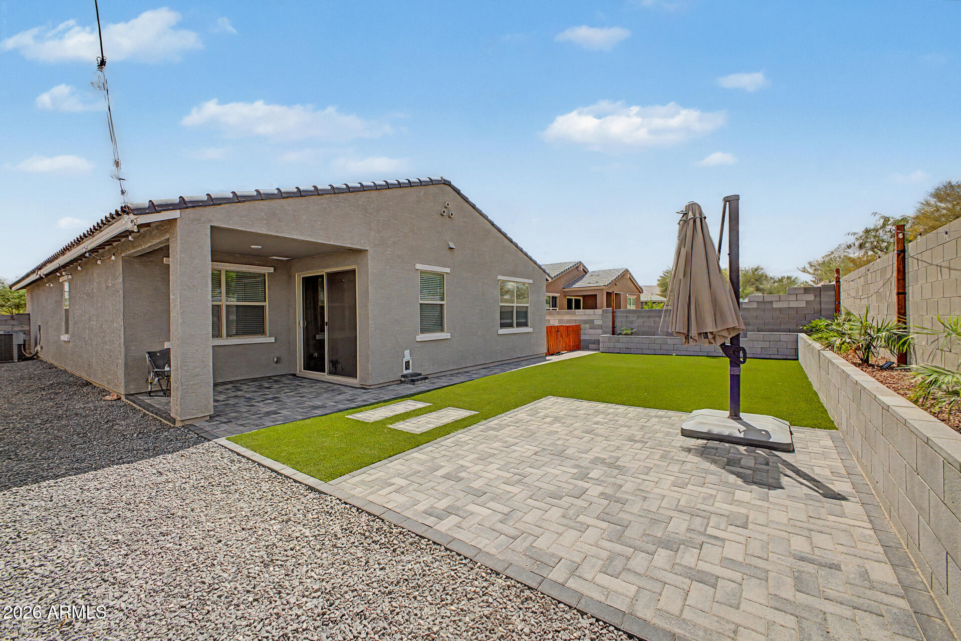 22470 W YAVAPAI Street
