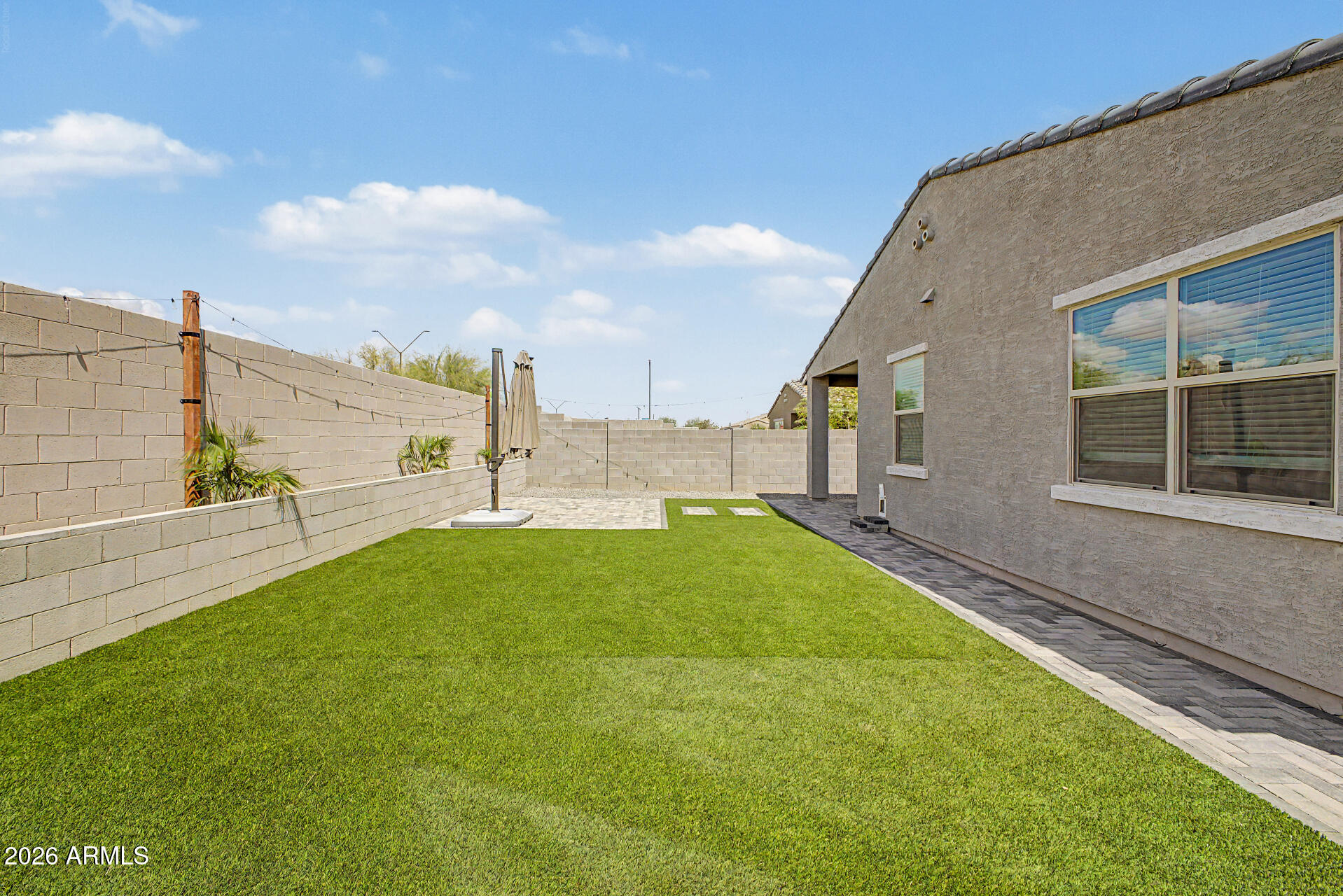 22470 W YAVAPAI Street